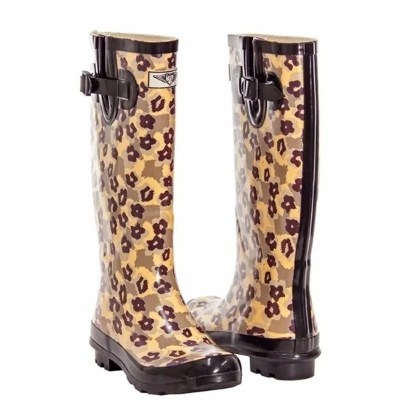 Women Rubber Rain Boots, Animal Camo Design Rainboots - Picture 2 of 4